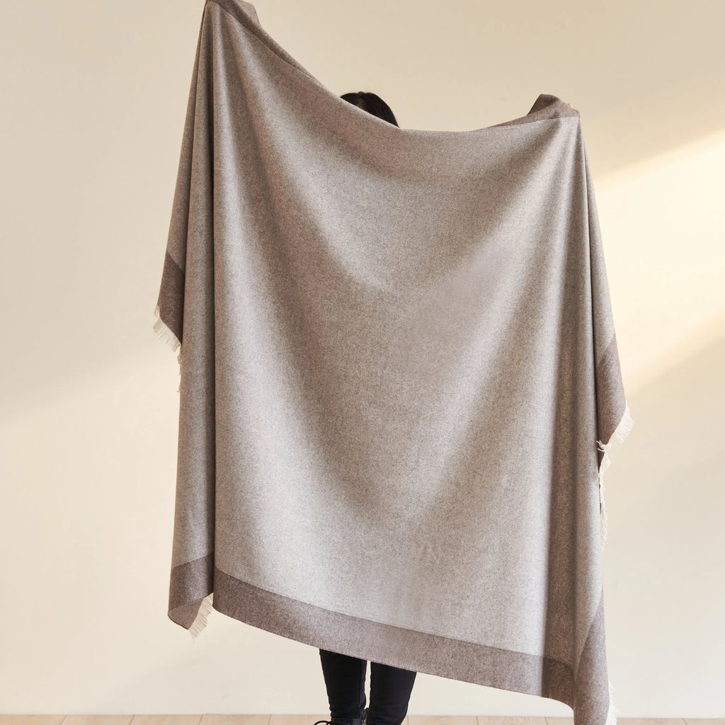 Premium 35% Cashmere 65% Wool Throw Blanket - Luxury Sustainable Home Textile